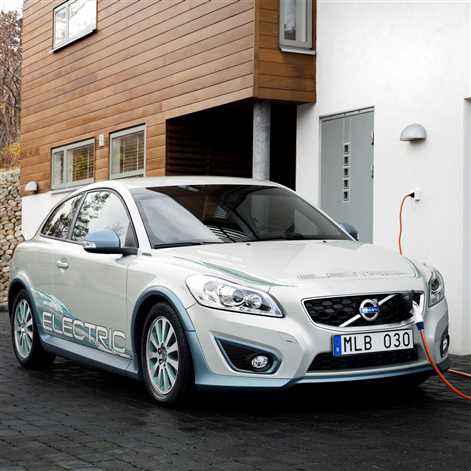 Volvo zapowiada seryjną produkcję samochodów elektrycznych